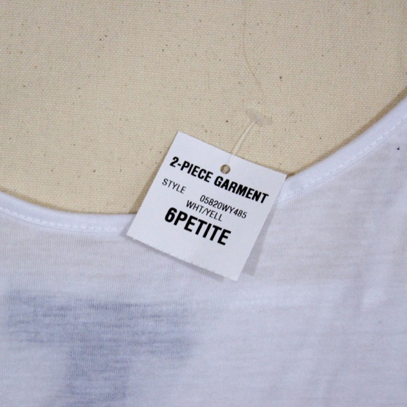 ACCEPTING OFFERS 2-Piece Colonial Women's Top NWT - Picture 5 of 8